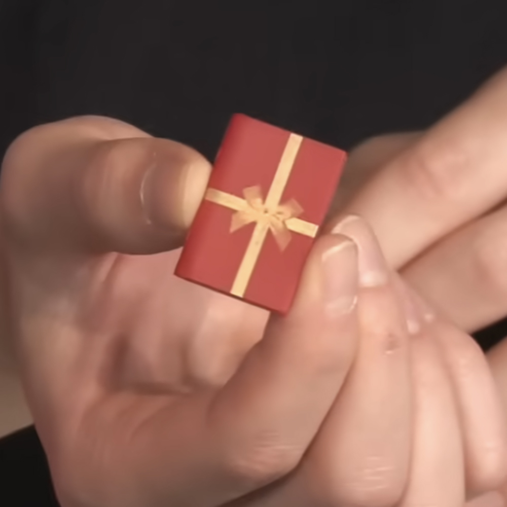 Hasbro Marvel Legends June 2026 tease: Gift