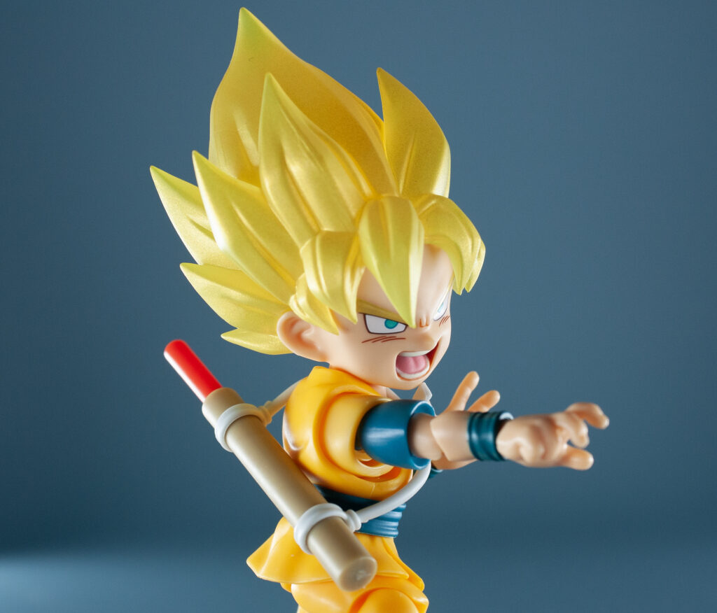Bandai S.H.Figuarts SDCC 2026 Super Saiyan Son Goku Mini (DAIMA) (Exclusive Edition)