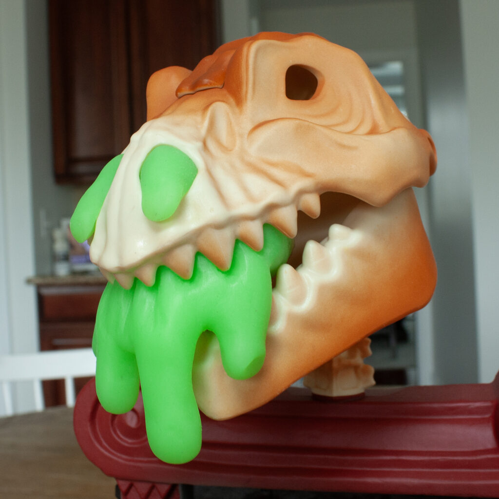 Nonnef Productions: MOTU Origins Static Slime Piece for the Horde Fright Pit Playset